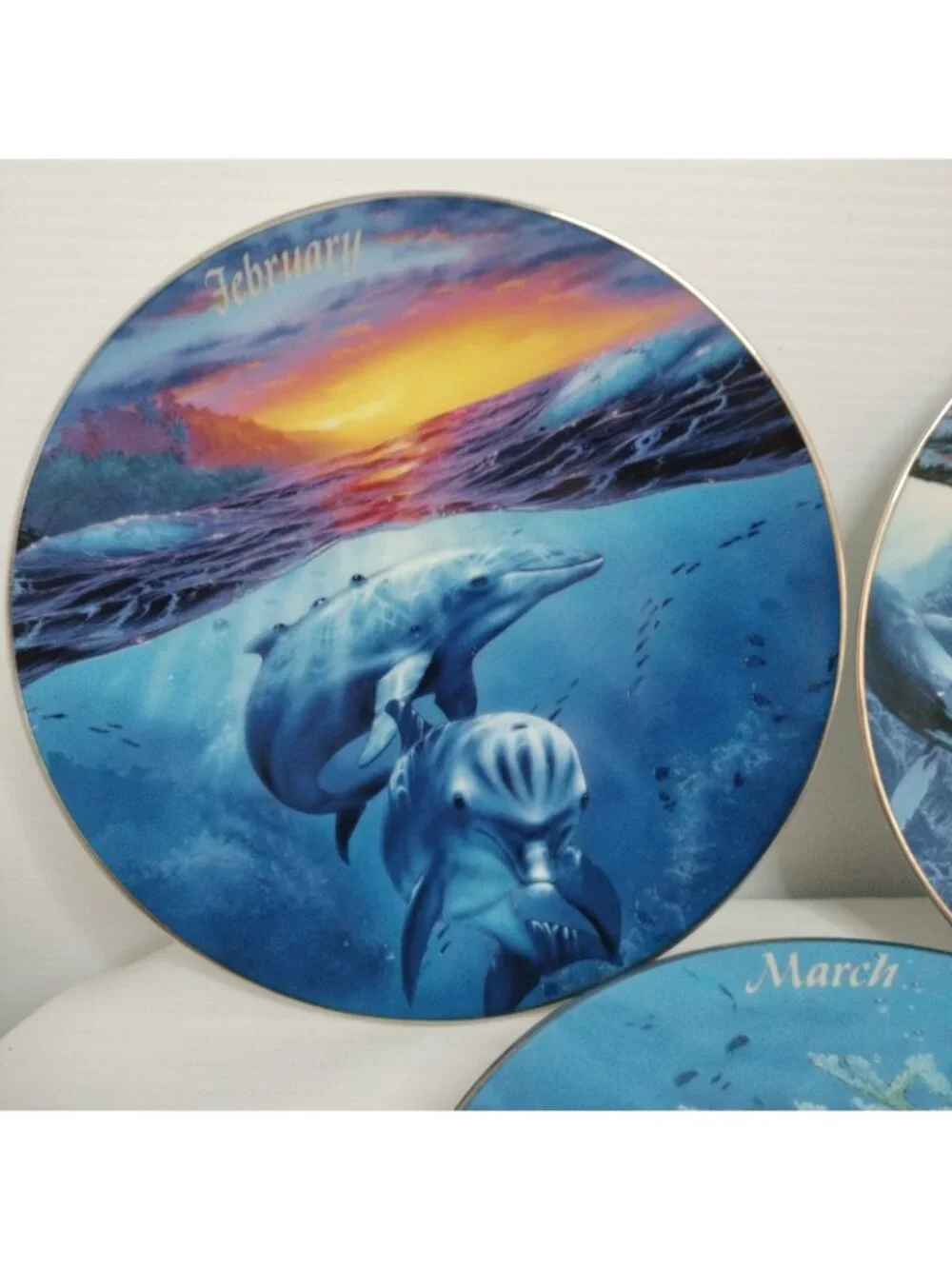 3 Collectors Dolphin Plates By Bradford Exchange Numberd 8 1/2